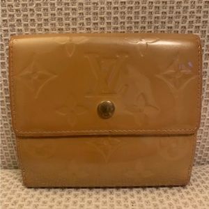 Authentic Louis Vuitton Women’s Vintage Leather Monogram Wallet.